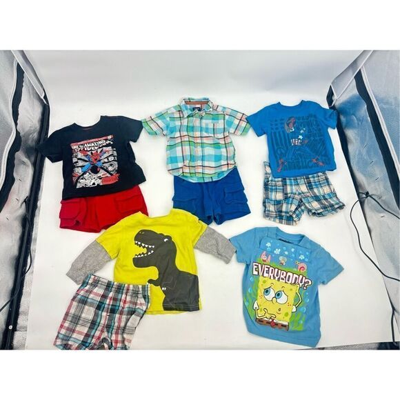 Lot of five outfits  boys size 18 months - Picture 5 of 8